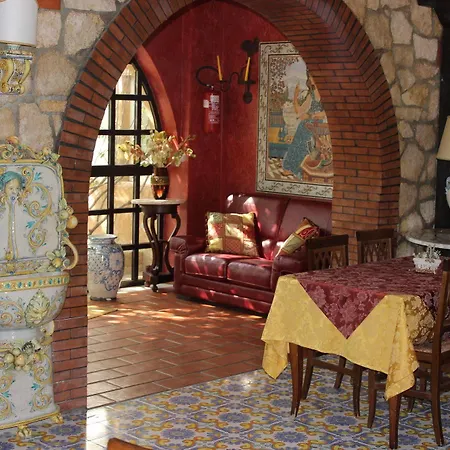 Reggia Saracena Farmház *